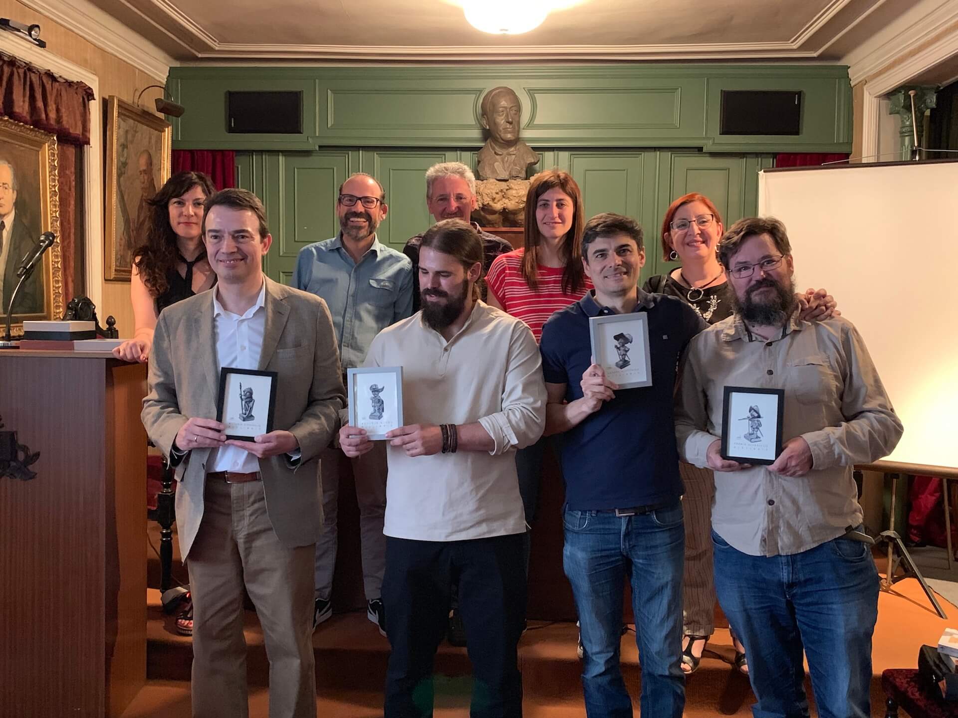 Teenage, premio Hislibris al mejor ensayo histórico